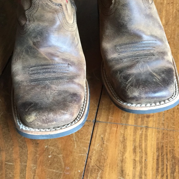 Ariat Cowboy Boots Kids 13/13.5 - Picture 3 of 7